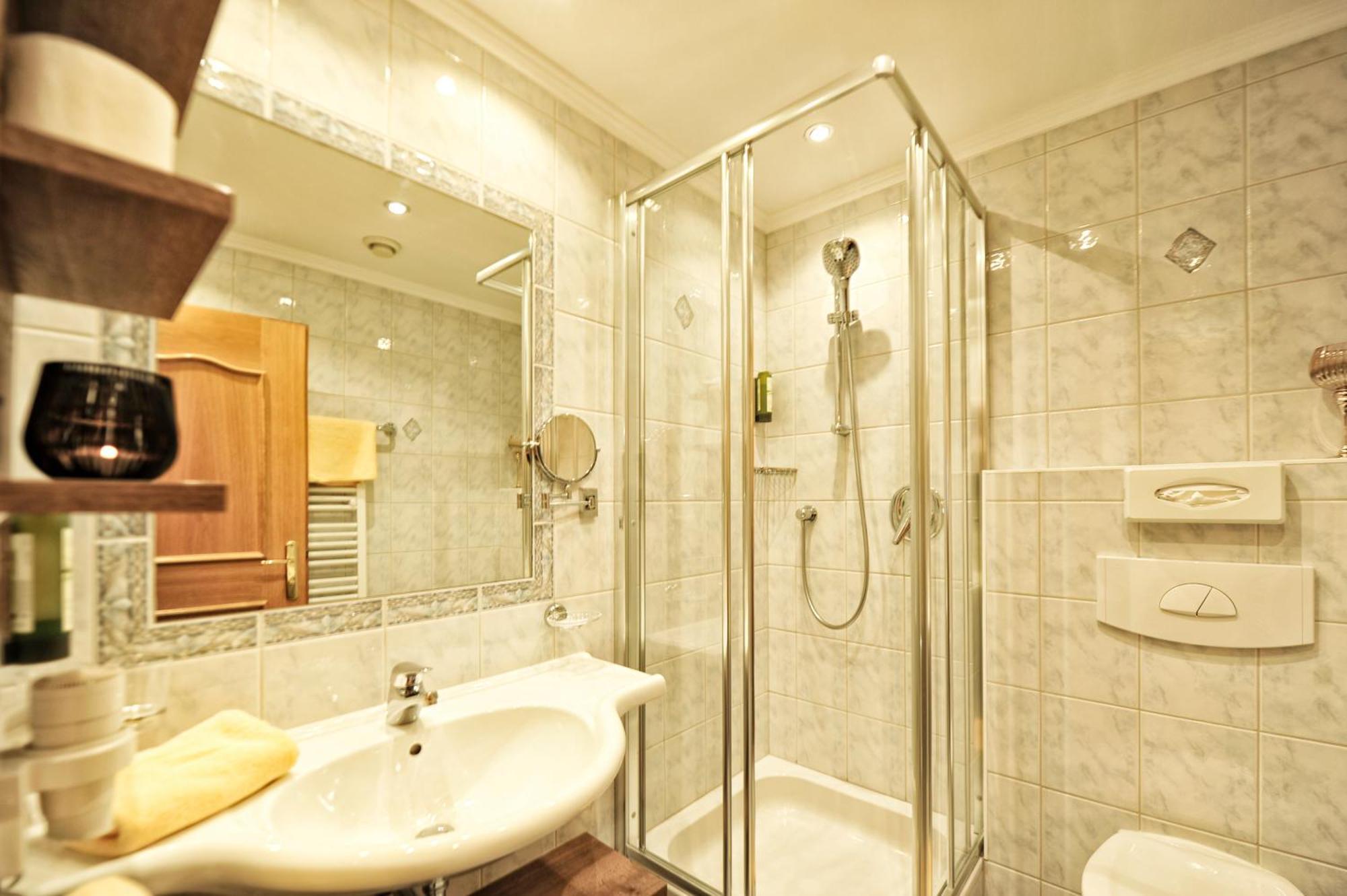 Hotel Garni Bellevue Ischgl Bagian luar foto