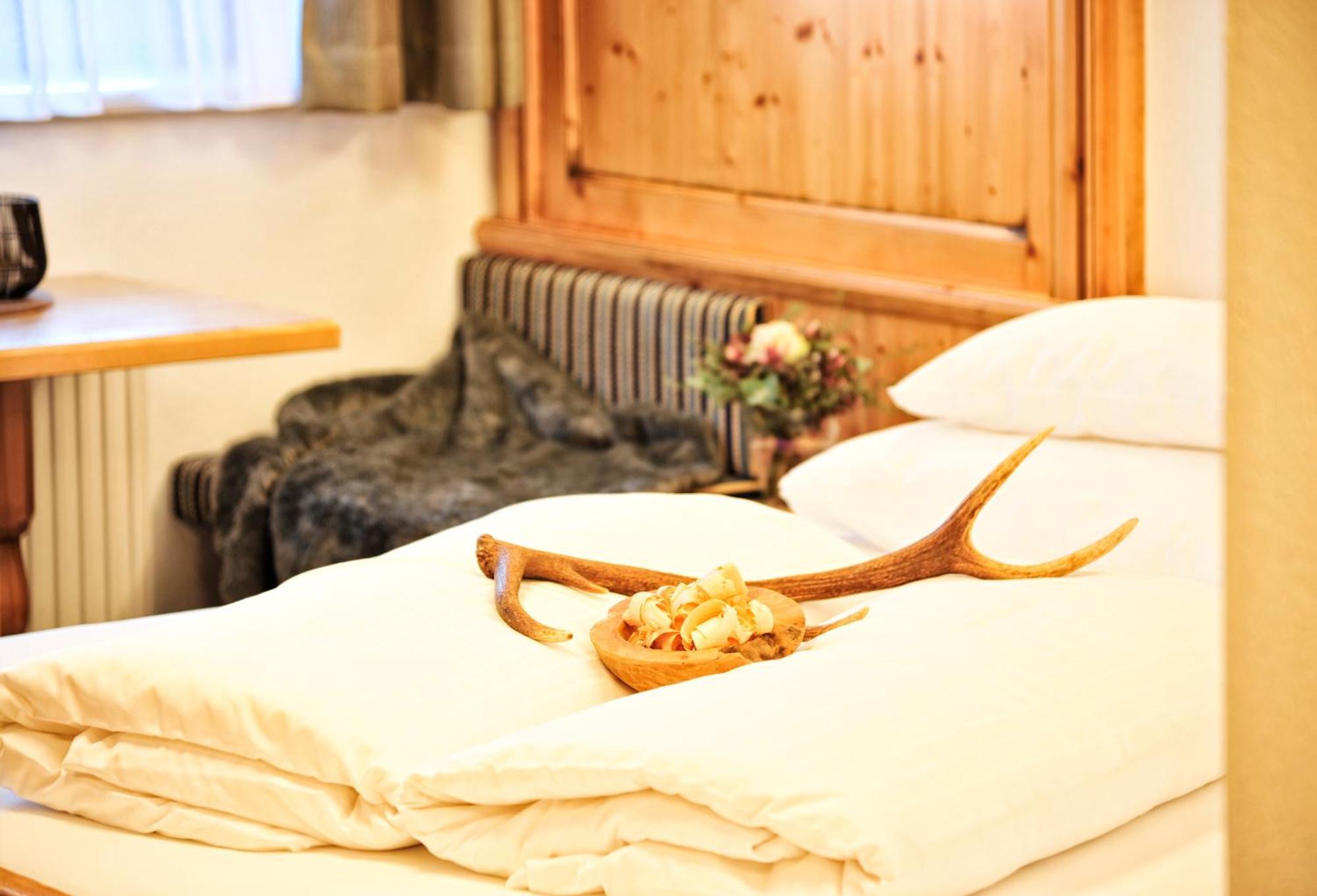 Hotel Garni Bellevue Ischgl Bagian luar foto