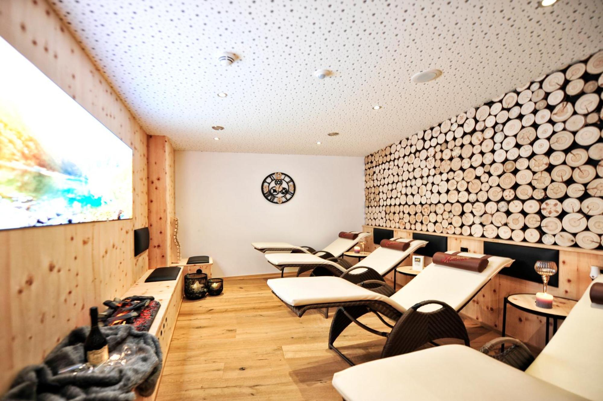 Hotel Garni Bellevue Ischgl Bagian luar foto