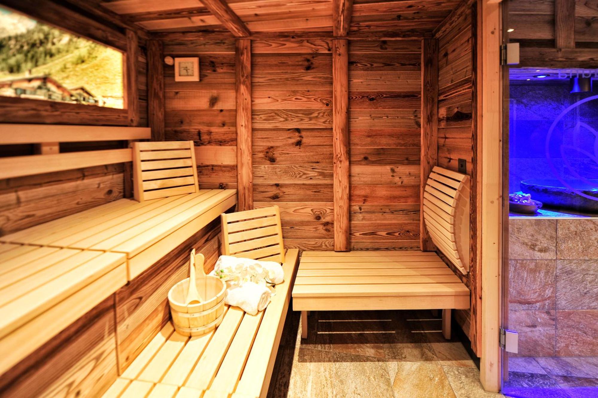 Hotel Garni Bellevue Ischgl Bagian luar foto